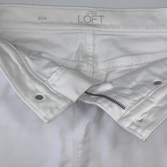 EUC Set of 3 Loft denim mini skirts  1-white distr 1- acid blue 1-khaki ALL sz 4 - Picture 10 of 16